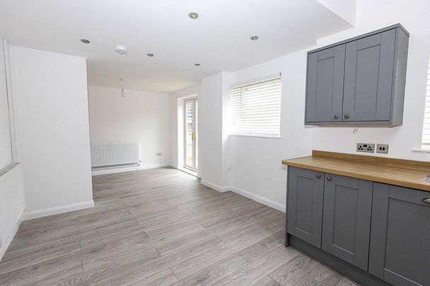 3 bedroom detached house to rent - Photo 1