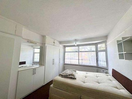 Spring Grove, Hounslow, TW3 - Photo 4