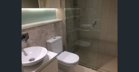 North Facing!!! Amazing Two Bedrooms Apartment With Non-block Water View - Photo 3