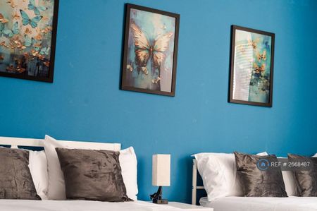 1 bedroom flat to rent - Photo 5