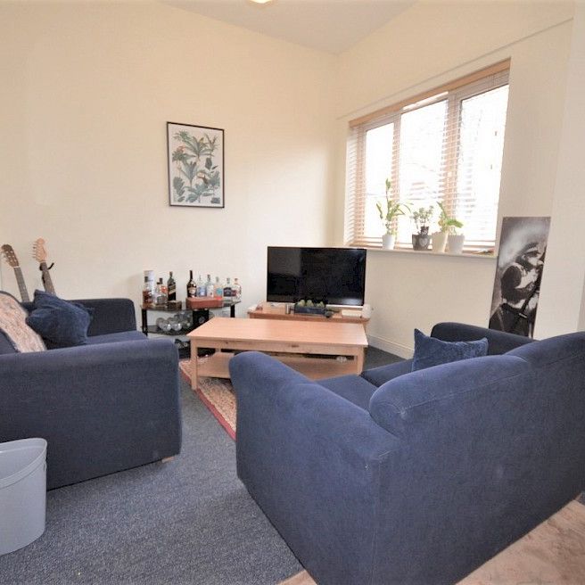 18A Holberry Gardens, Broomhall, Sheffield, S10 2FR - Photo 1