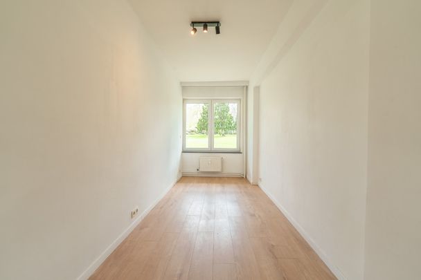 MODERN 2-SLAAPKAMERAPPARTEMENT DICHTBIJ COINTE ! - Foto 1