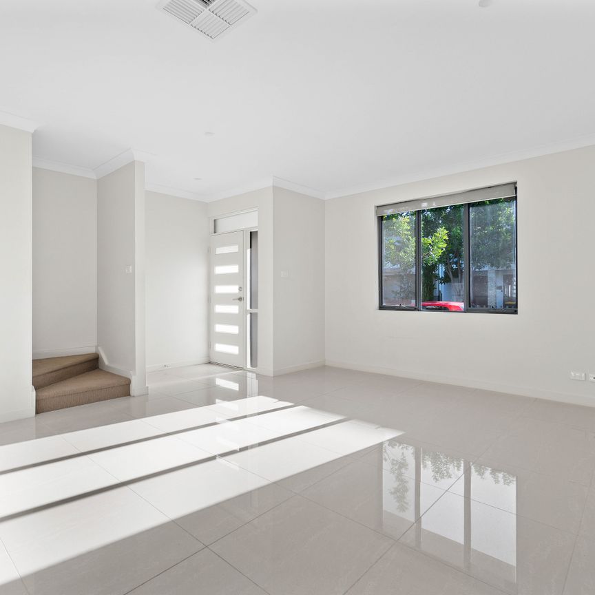 23 Condon Drive, Lightsview SA 5085 - House For Rent | Domain - Photo 1