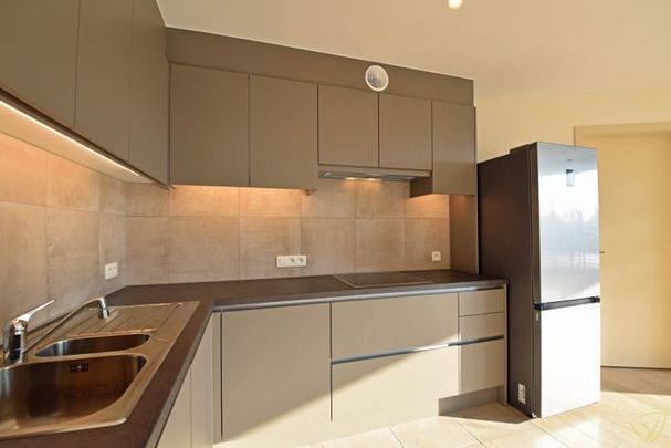 Appartement te huur - Photo 1