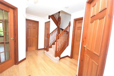 4 bedroom detached house to rent - Photo 4