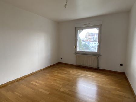 Appartement - 4 pièces - 111,10 m² - Schiltigheim - Photo 5