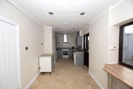 53 Deeny Drive, Lurgan, BT67 9EP - Photo 4