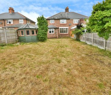 3 bedroom semi-detached house to rent - Photo 2