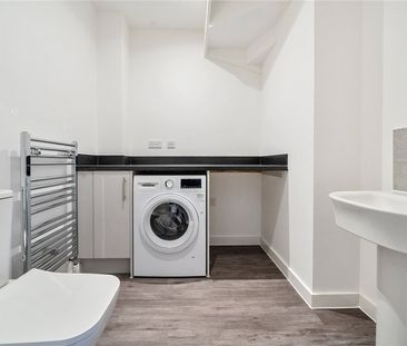 4 bedroom house to rent Waterslade Way, Houghton Regis, Dunstable, ... - Photo 6