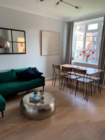 2 Bed Maisonette, Stansfeld House, SE1 - Photo 2