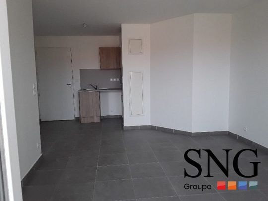 BEAU T2 AVEC BALCON ET PARKING - Photo 1