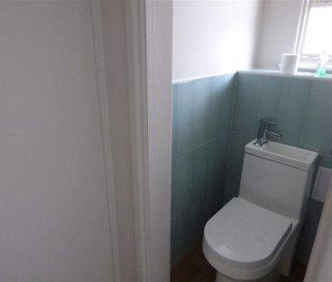 3 bedroom property to rent - Photo 6