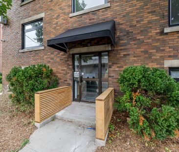 For Lease - 127 Victoria Avenue Unit# 6, Hamilton, Ontario - Photo 2