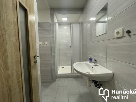 Pronájem bytu 1+kk 23 m² - Photo 3
