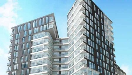 Quiet Fully Furnished Apt - Photo 3