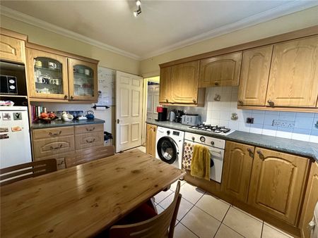 Bath Road, Reading, Berkshire, RG1 - Photo 3