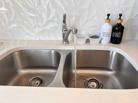 For Lease - 14 Gourlay Farm Lane Unit# UPPER UNIT, North Dumfries, Ontario - Photo 2