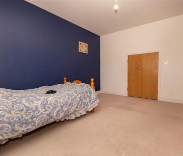 5 bedroom detached house to rent - Photo 6