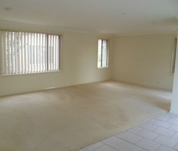 Townhouse in Prime Woonona Location - Photo 1