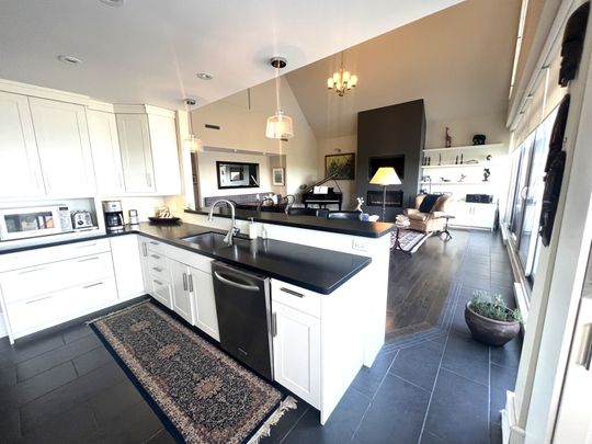 For Lease - 24 Ramblings Way Unit# PH 1003, Collingwood, Ontario - Photo 1