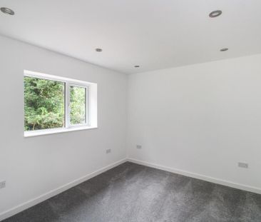 3 bedroom detached bungalow to rent - Photo 3