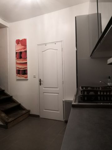 Location Appartement 2 pièces 19m² - Photo 2