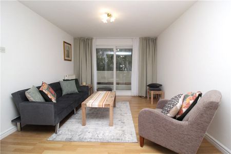 Bloomsbury Close, Ealing - Photo 2