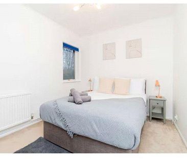 4 bedroom bungalow to rent - Photo 3