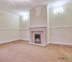 3 BEDROOM House - Mid Terrace - Photo 1