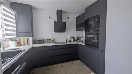 4 pièces - Meublé - 79,89 m² - 2ème étage - Colocation autorisée - Photo 2