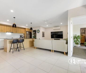 Stylish, Spacious & Designed for Easy Living - Photo 3