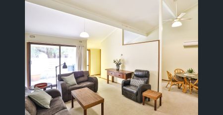 Neat 2 Bedroom Unit in Kalimna Village - Photo 4