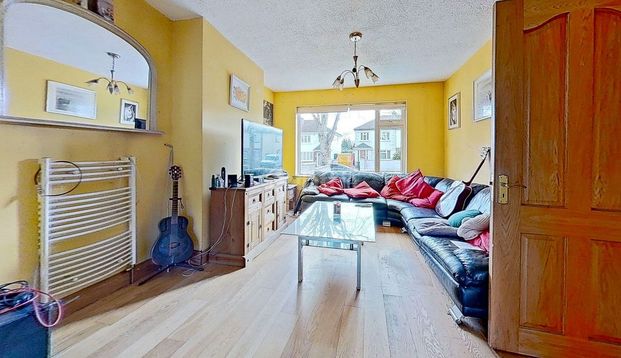 Oatfield Avenue, Dublin 22, Clondalkin, Dublin 22 - Photo 1