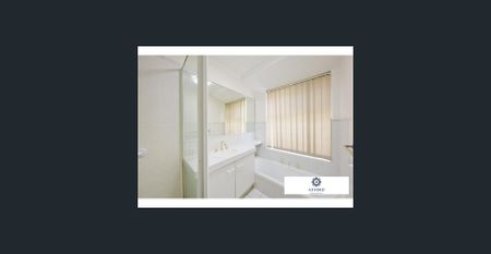 Easy Living in a Prime Location – Rear Villa ! - Photo 5