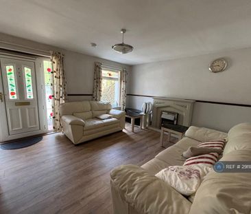 2 bedroom maisonette to rent - Photo 2