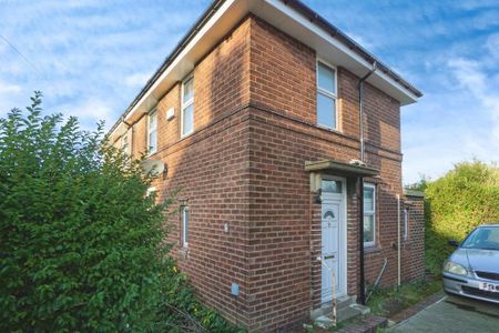 2 bedroom semi-detached house to rent - Photo 5