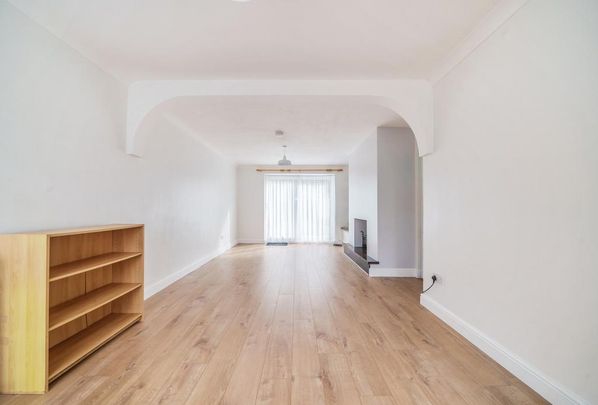 3 bedroom terraced house to rent - Photo 1