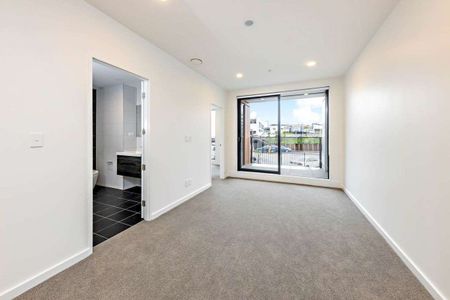 2 Bedroom Apartment Birkenhead - Photo 4