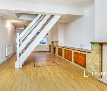 2 bedroom house to rent Whitehorse Hill, Chatham, Kent, ME5 - Photo 1