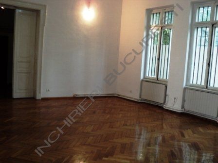 Vila de inchiriat Rosetti,300mp - Fotografie 5