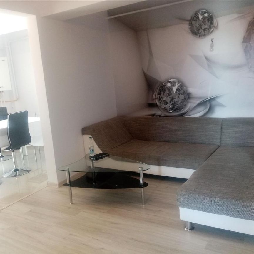 Inchiriere Apartament 3 camere Pacurari, 350e - Fotografie 1