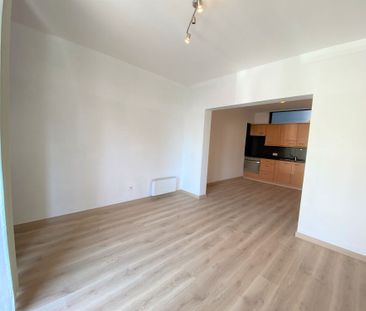Gerenoveerde studio met balkon te Blankenberge - Photo 1