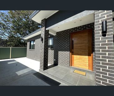 1/141 Rawson Road, Greenacre, NSW 2190 - Photo 5