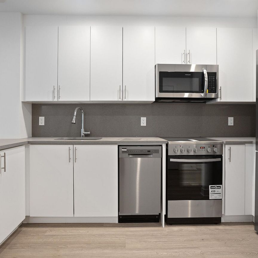 Find Your Perfect Fit: Where Comfort Meets Convenience - Photo 1