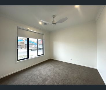 14 Borage Street, Mickleham, Vic 3064 - Photo 4