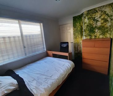 Scarborough - Photo 5