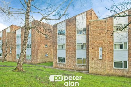 Woodside Court, Llanishen, Cardiff - Photo 2