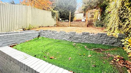 1 bedroom house to rent Russell Rise, Luton, Bedfordshire, LU1 - Photo 3