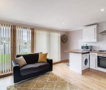 92 London Road, Glasgow, G1 5DE - Photo 1