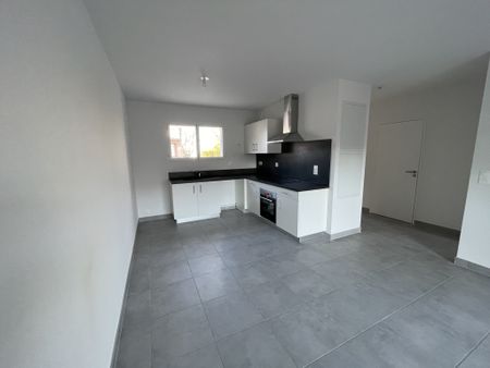 Location Appartement 2 pièces 47m² OLEMPS 12510 - Photo 3